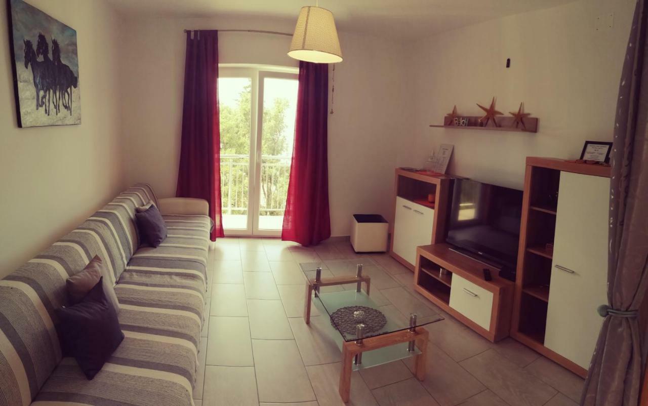 Apartmani Nada Klenovica Exterior photo
