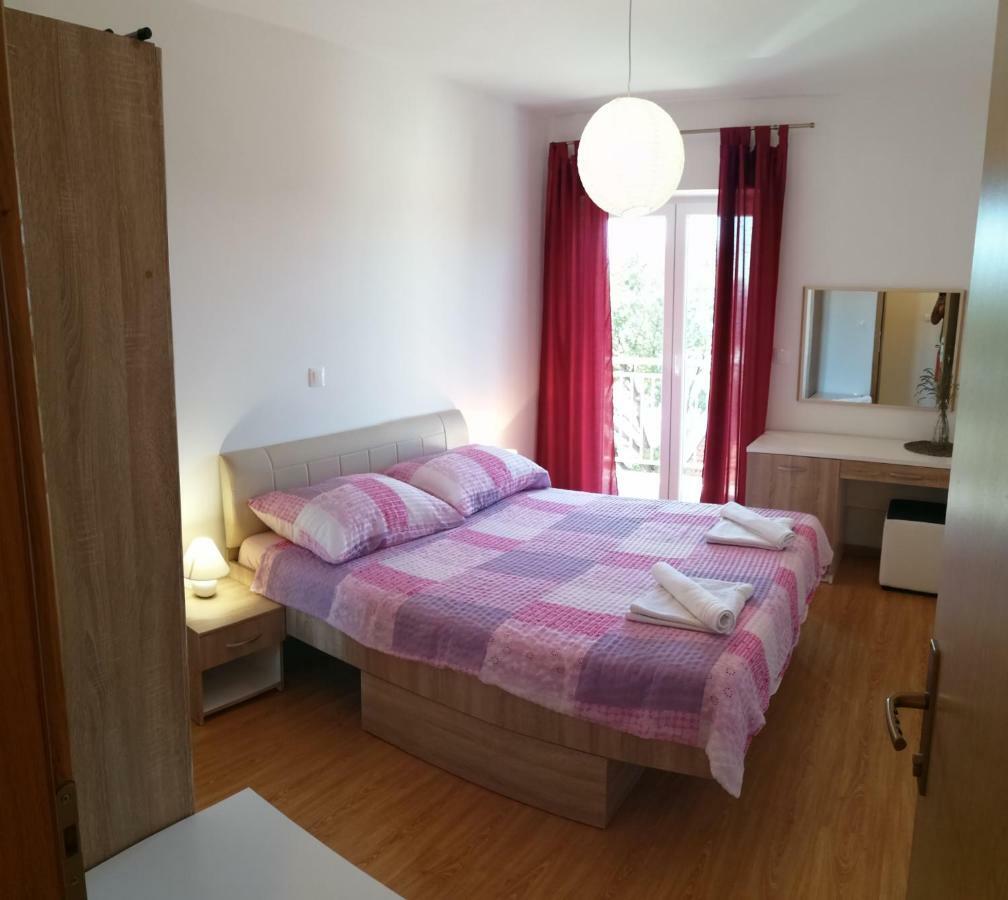 Apartmani Nada Klenovica Exterior photo
